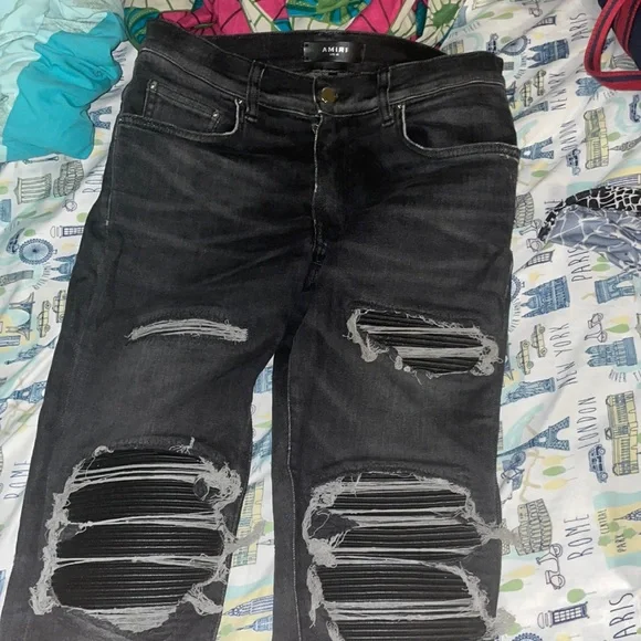 Amiri jeans on sale
